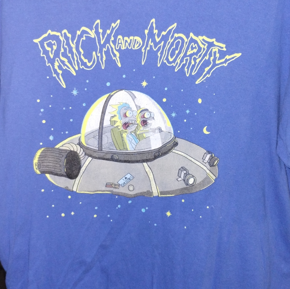 Rick and Morty shirt size Large